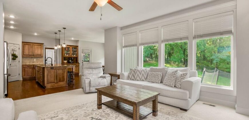 14175 NW 68th Street, Parkville, MO 64152