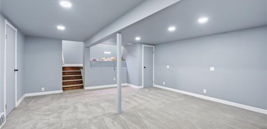 5614 N Tullis Avenue, Kansas City, MO 64119