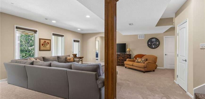 9404 NE 93rd Terrace, Kansas City, MO 64157