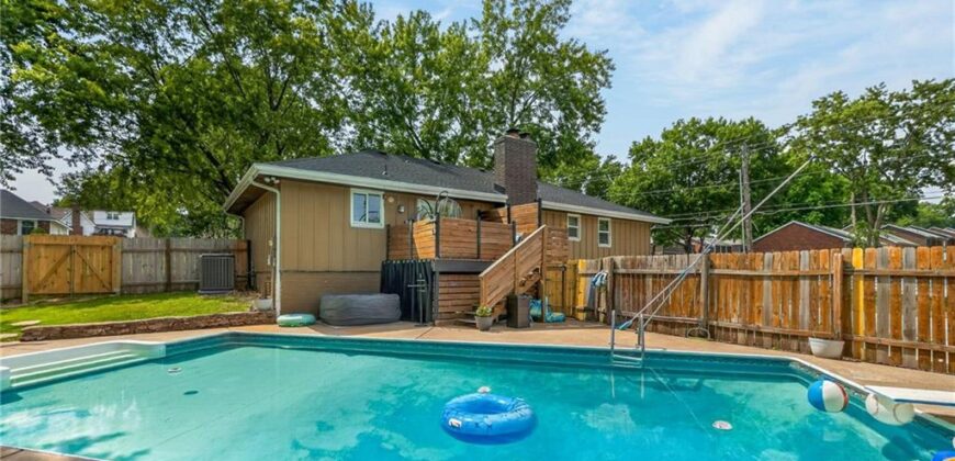 7511 N BROOKLYN Avenue, Gladstone, MO 64118