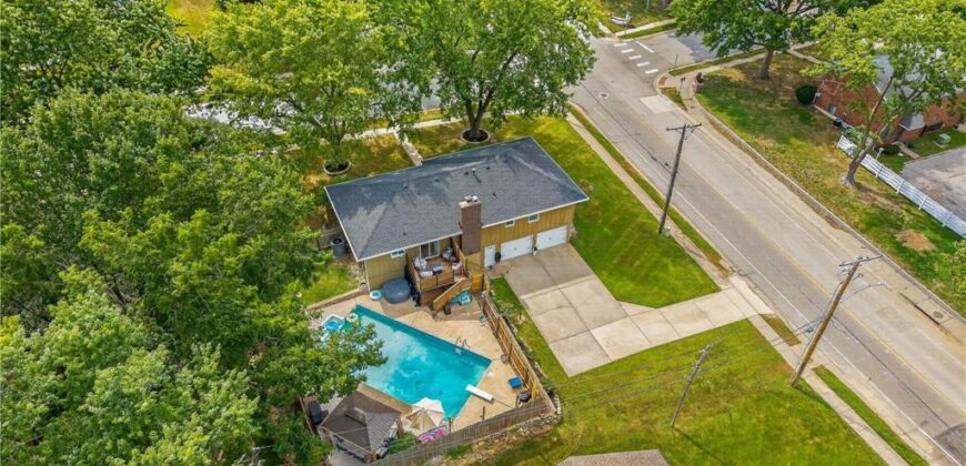 7511 N BROOKLYN Avenue, Gladstone, MO 64118