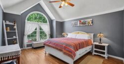 1538 Canterbury Lane, Liberty, MO 64068