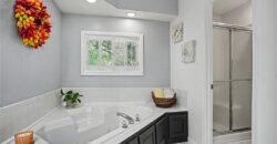 1538 Canterbury Lane, Liberty, MO 64068