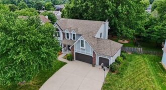 1538 Canterbury Lane, Liberty, MO 64068