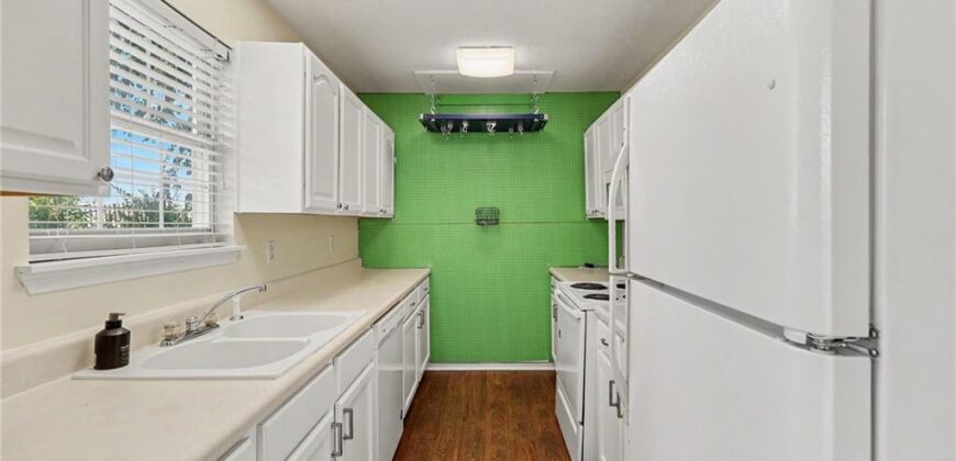 8285 N Revere Avenue, Kansas City, MO 64151
