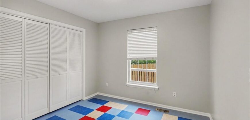 8285 N Revere Avenue, Kansas City, MO 64151