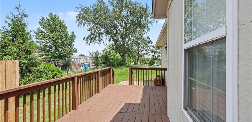 8285 N Revere Avenue, Kansas City, MO 64151