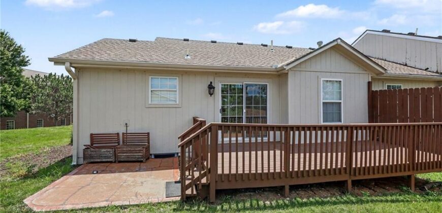 8285 N Revere Avenue, Kansas City, MO 64151