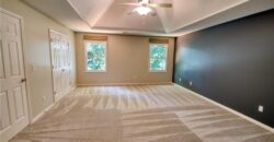 7704 N Shannon Avenue, Kansas City, MO 64152