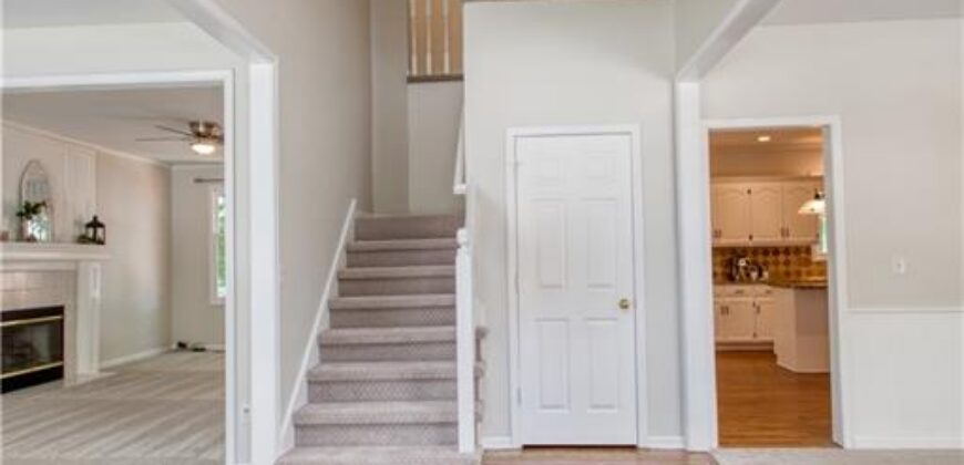 7704 N Shannon Avenue, Kansas City, MO 64152