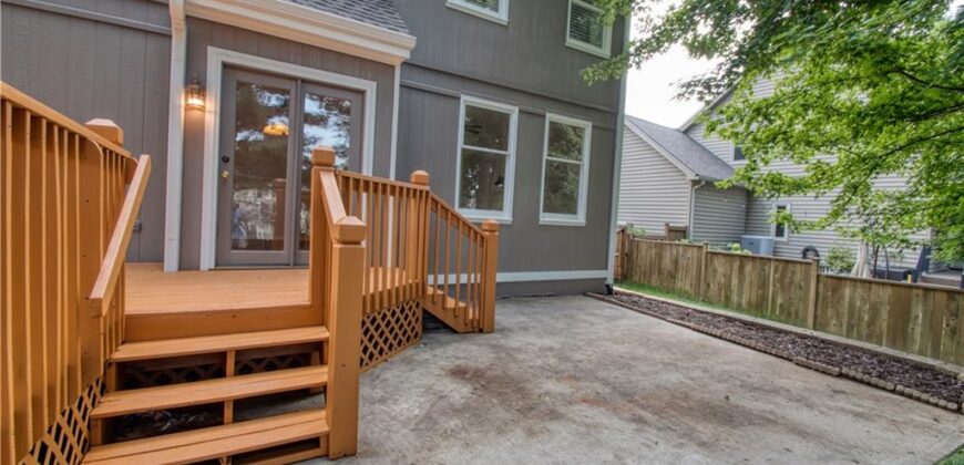 7704 N Shannon Avenue, Kansas City, MO 64152