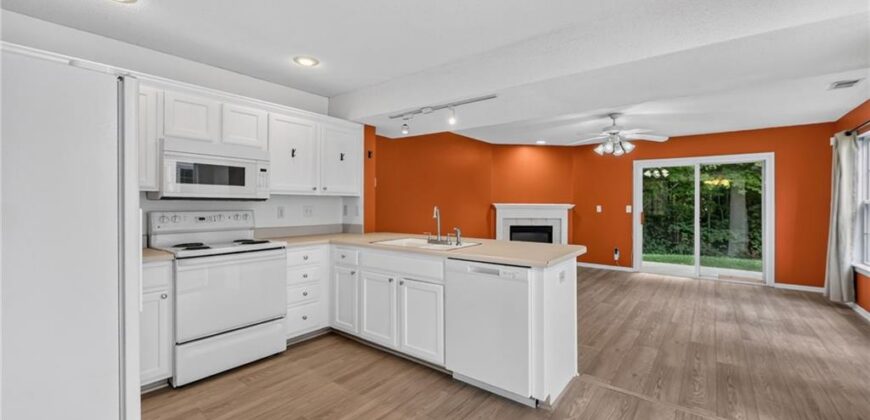 8124 N Elmwood Avenue, Kansas City, MO 64119
