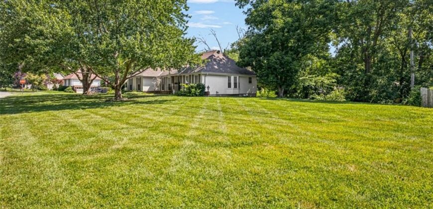 6809 N Agnes Avenue, Gladstone, MO 64119