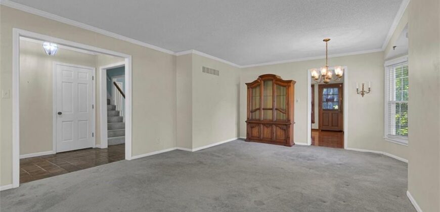 6809 N Agnes Avenue, Gladstone, MO 64119