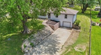 13101 NW Porter Road, Parkville, MO 64152