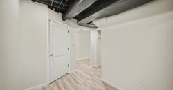 8409 NW Hilltop Road, Parkville, MO 64152