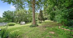 8409 NW Hilltop Road, Parkville, MO 64152