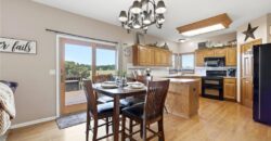 318 Shannon Avenue, Smithville, MO 64089