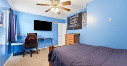 318 Shannon Avenue, Smithville, MO 64089