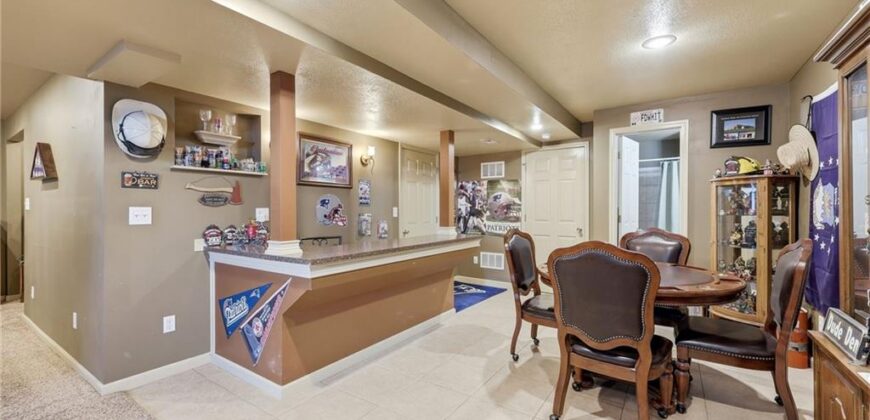 318 Shannon Avenue, Smithville, MO 64089
