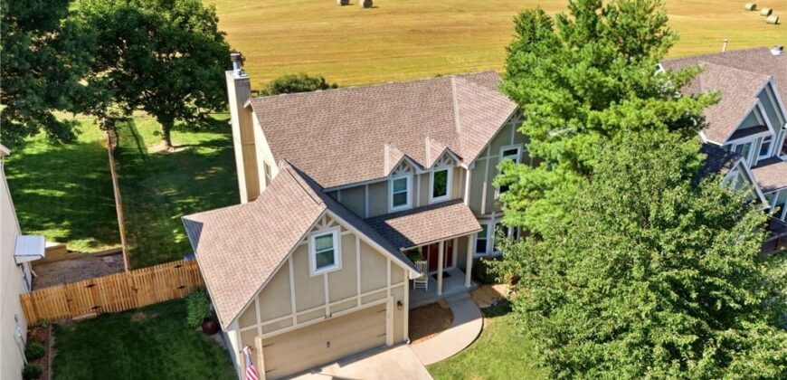 318 Shannon Avenue, Smithville, MO 64089