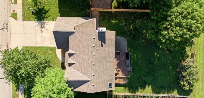 318 Shannon Avenue, Smithville, MO 64089