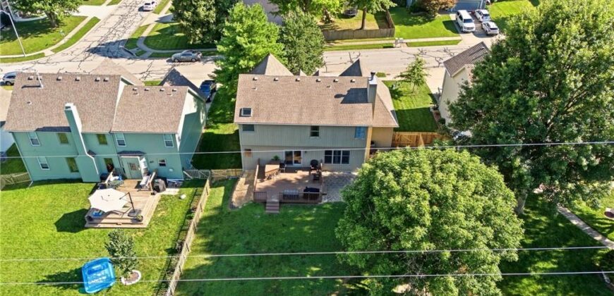 318 Shannon Avenue, Smithville, MO 64089
