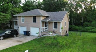 7010 Orchard Street, Liberty, MO 64068