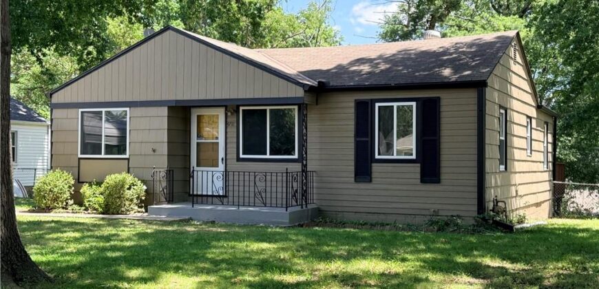 4711 N Kansas Avenue, Kansas City, MO 64117