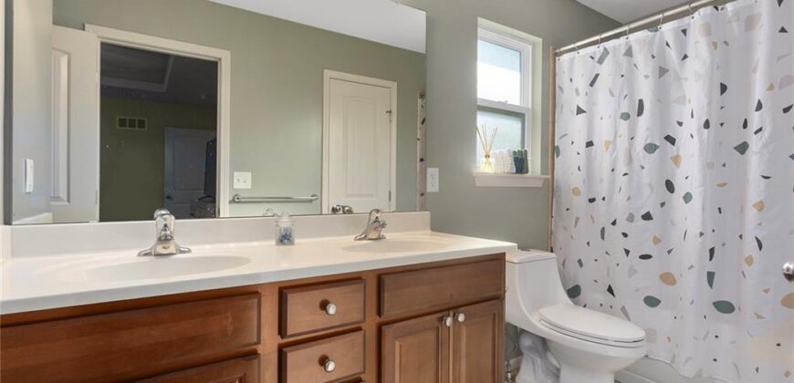 4304 NE 85th Street, Kansas City, MO 64156