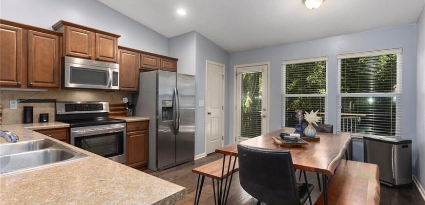 4304 NE 85th Street, Kansas City, MO 64156