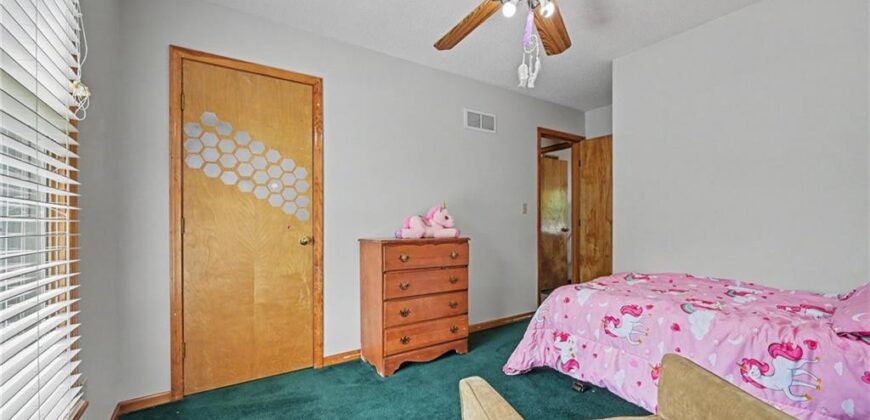 8626 N Wayland Avenue, Kansas City, MO 64153