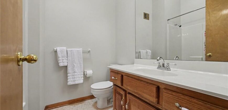 8626 N Wayland Avenue, Kansas City, MO 64153