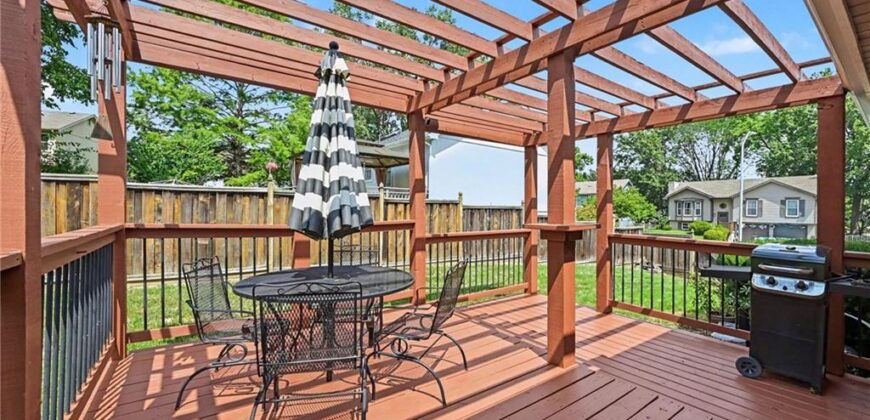 8626 N Wayland Avenue, Kansas City, MO 64153
