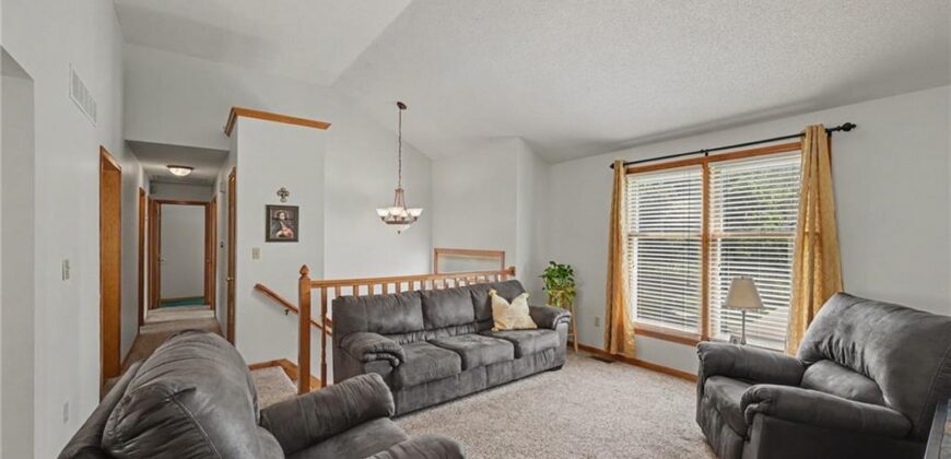 8626 N Wayland Avenue, Kansas City, MO 64153