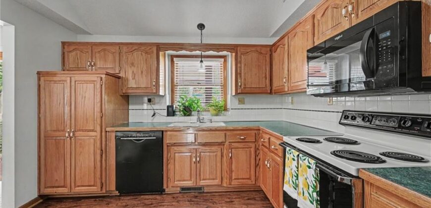 8626 N Wayland Avenue, Kansas City, MO 64153