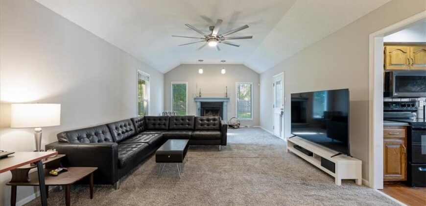 5004 NW 85th Street, Kansas City, MO 64154