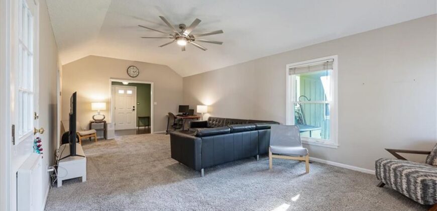 5004 NW 85th Street, Kansas City, MO 64154
