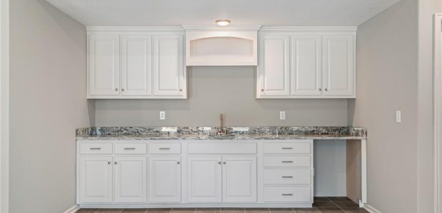 6929 NE 102nd Street, Kansas City, MO 64156