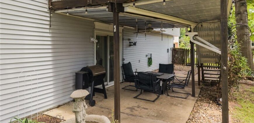 1105 NE 87th Terrace, Kansas City, MO 64155