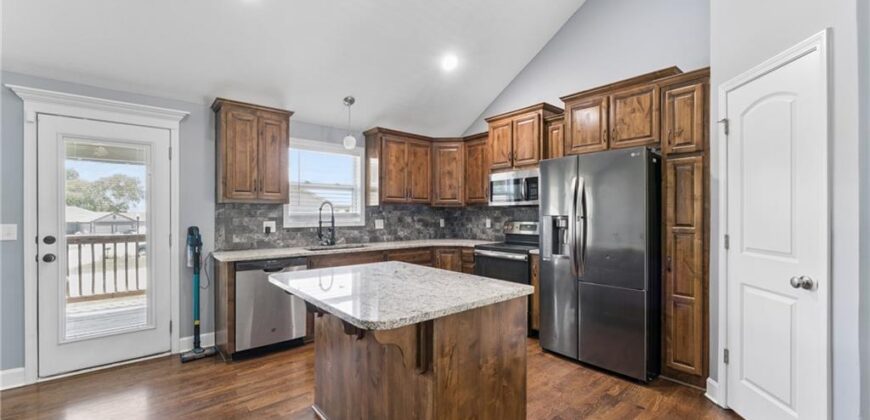 311 Fairview Circle, Platte City, MO 64079