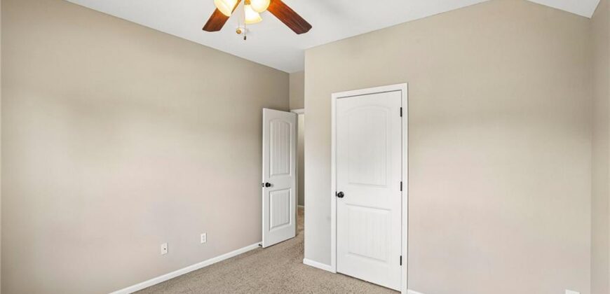 8005 NE 111th Street, Kansas City, MO 64157