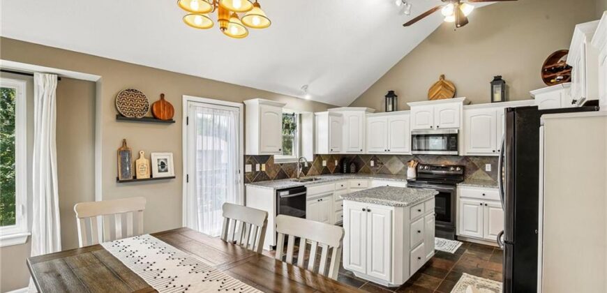 8005 NE 111th Street, Kansas City, MO 64157