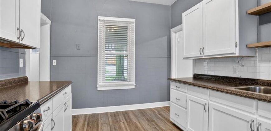 400 S Missouri Street, Liberty, MO 64068