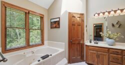 4001 NE 100th Street, Kansas City, MO 64156
