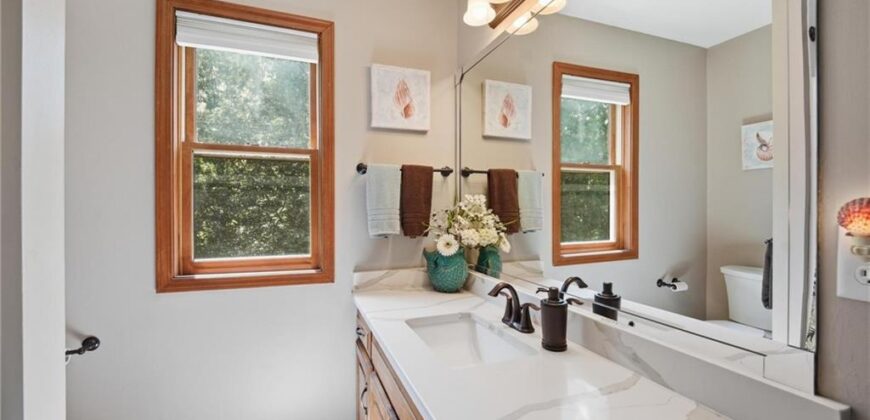 4001 NE 100th Street, Kansas City, MO 64156