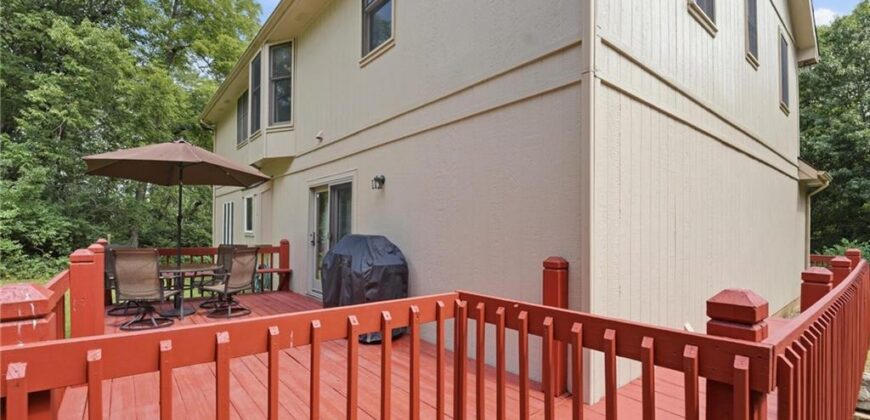 4001 NE 100th Street, Kansas City, MO 64156