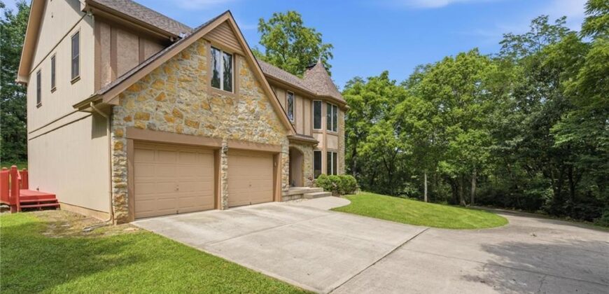 4001 NE 100th Street, Kansas City, MO 64156