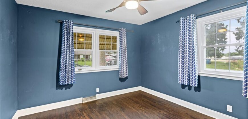 201 E Hurt Street, Liberty, MO 64068
