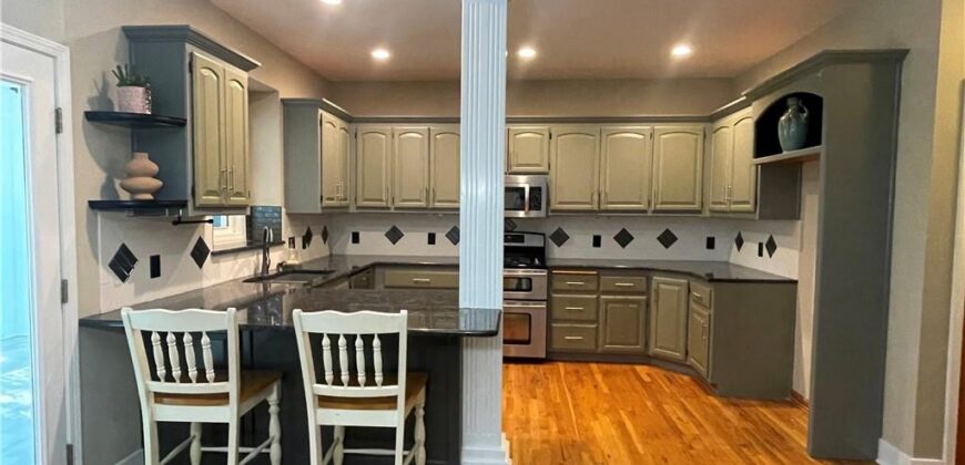 3801 NE 72nd Terrace, Gladstone, MO 64119